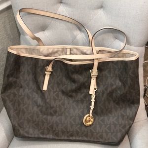 Michael Kors tote